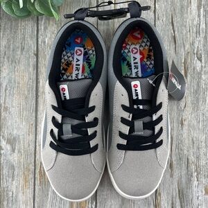 Big Boys Classic Lace-Up Sneakers Shoes Size 4